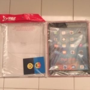 NWT: ipad (2,3 or 4) case (two)